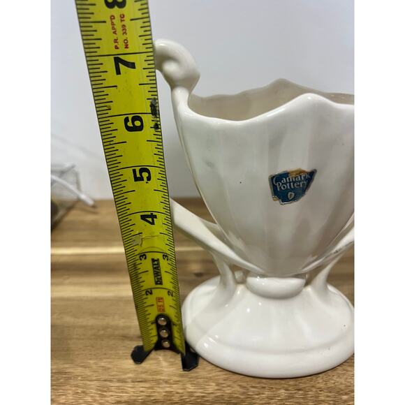 Vintage Camark Pottery Double Handed Trophy Vase in White - Picture 9 of 9